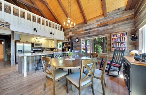 Croft Casa | Tranquil Hillside Home w/ Private Hot Tub!