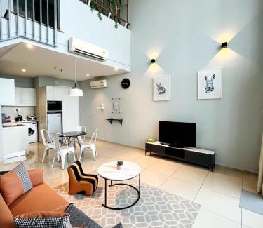 Shah Alam Casa | Tranquil Homes at i-City - WiFi TV Box & 1 Carpark