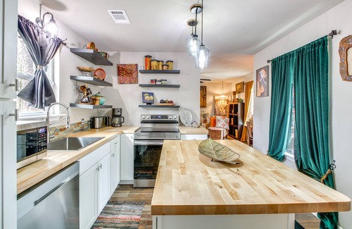 Mid America Casa | Tranquil Hot Springs Getaway Near Ouachita River!