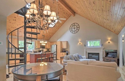 Presque Isle Cabaña | Tranquil Lake Esau Cottage, área del puerto de Presque Isle. Comunidad privada