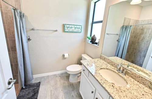 Biggar Casa | Tranquil Lakefront Home with Unforgettable Sunsets, Pool, 4 Bedrooms, 3 Baths