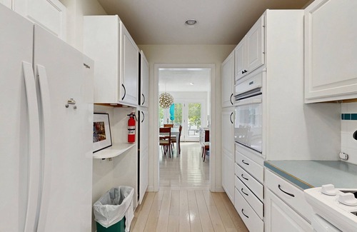 Mount Desert Casa | Tranquil lakefront cottage with a private dock, deck, grill, and WiFi