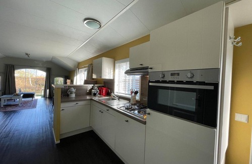 Sint Nicolaasga Casa | Estancia tranquila junto al lago para 4 personas