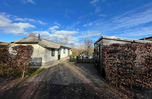 Sint Nicolaasga Casa | Estancia tranquila junto al lago para 4 personas