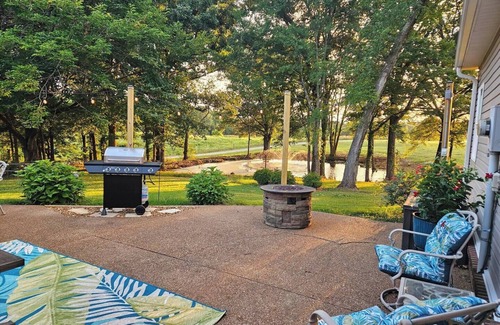 Idlewild Casa | Tranquil Lakeside Retreat