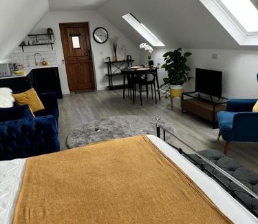 Hailsham Apartamento | Tranquil loft apartment overlooking countryside