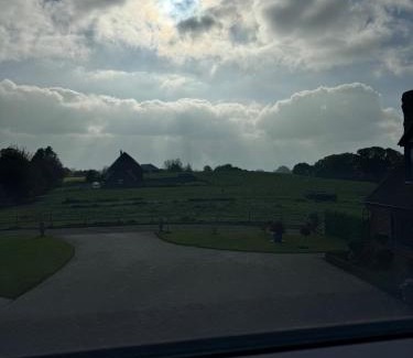 Hailsham Apartamento | Tranquil loft apartment overlooking countryside
