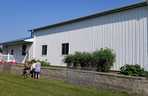Hatfield Casa | Tranquil Machine Shed House 5 minutes from Lamoni