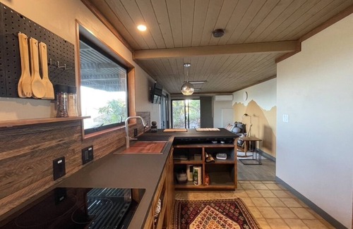 Camarillo Apartamento | Tranquil Mid Century Studio With Deck and Views!
