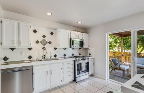 Glenwood Springs Casa | Tranquil Mountain Getaway