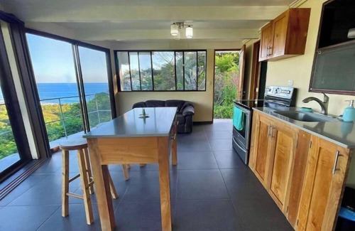 El Sunzal Casa | Pensión con vista al mar tranquila con piscina de lujo