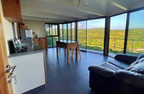 El Sunzal Casa | Pensión con vista al mar tranquila con piscina de lujo
