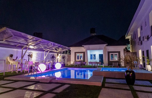 Benin City Apartamento | Tranquil Oasis in Benin City by bnj Luxury