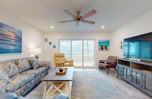 Innerarity Townhomes Casa | Tranquil Oasis