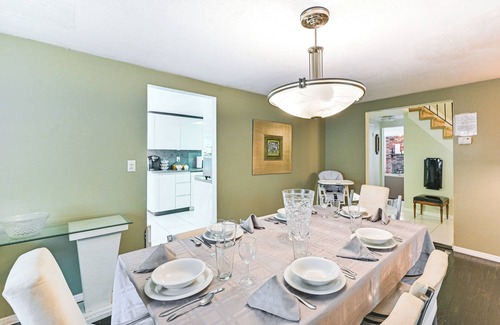 Hauppauge Casa | Tranquil & Pet-Friendly Estate on Long Island!