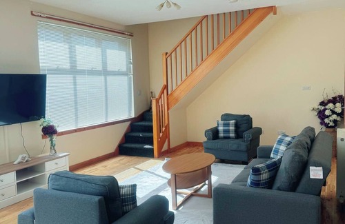 East Lothian Casa | Tranquil Retreat in Gorebridge