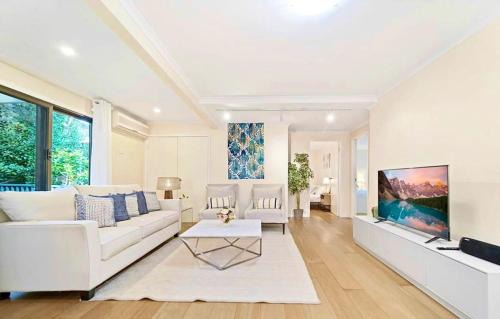 Roseville Casa | Tranquil Retreat in Roseville With Garden Oasis