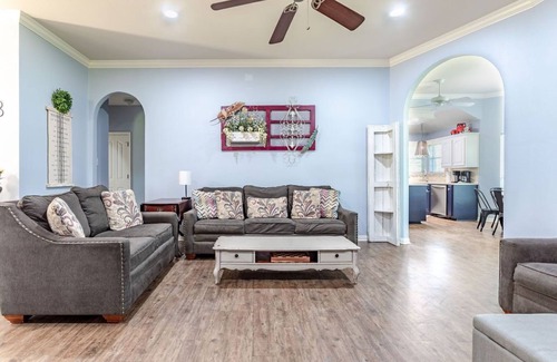 Waco Casa | Tranquil Retreat with Sky Views: The Vesper House 14 mins to downtown