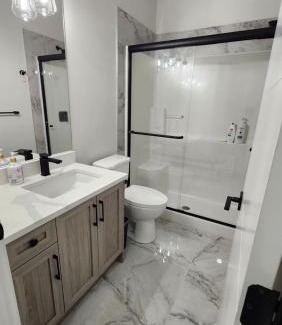 West Edmonton Casa | Tranquil Short Term Rental