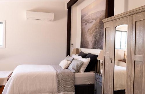 Beechwood Casa | Tranquil, spacious and private garden retreat