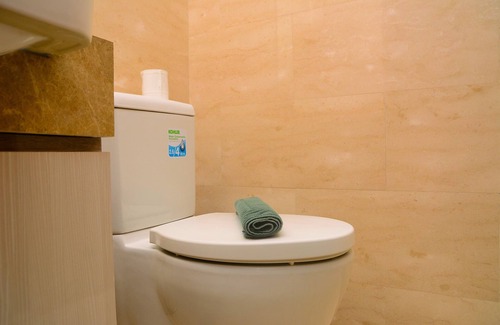 Cikini Apartamento | Tranquil Studio Apartment at Menteng Park