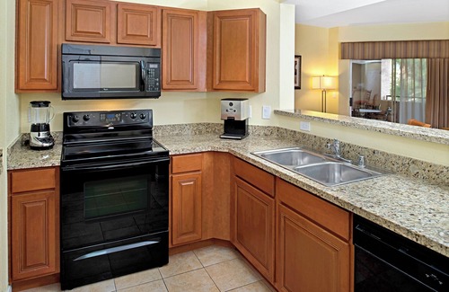Las Vegas Hotel | Tranquil Suite w/ Balcony & Pool Access, Ideal for Relaxation After Vegas Nights