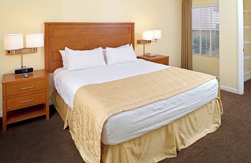 Las Vegas Hotel | Tranquil Suite w/ Balcony & Pool Access, Ideal for Relaxation After Vegas Nights