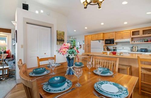 Manzanita Casa | Tranquil Treasure MCA#644 Oceanview, Steps to beach, Perfect Couples getaway