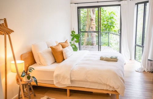 Hornsby Casa | Tranquil Treehouse Retreat