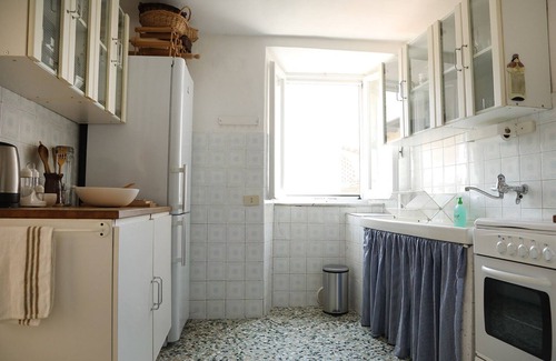 San Terenzo Monti Casa | Tranquil Tuscan House with Pool and Scenic Views
