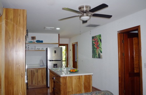 Tambor Casa | Tranquil Villa w/ private Pool - 5 min walk to beach