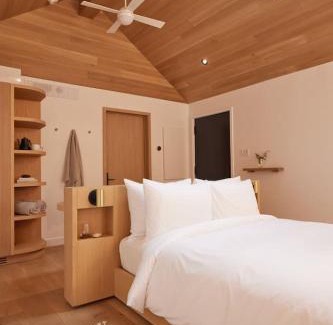 Algonquin Highlands Casa | Tranquil Waters at Dimensions - Cabin Two