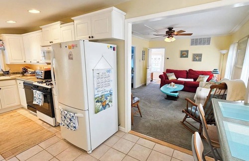 Tuckerton Beach Casa | Tranquil Water View 3-bedroom, 1-bathroom house in Tuckerton Sleeps : 8