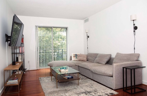 National Harbor Condominio | Tranquil Waterfront Living - 2 Bed, 2 Bath Beauty Near the City!