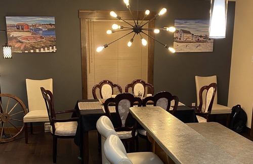 Deer Lake Casa | Tranquil Waters Inn - Fortnight Chalet