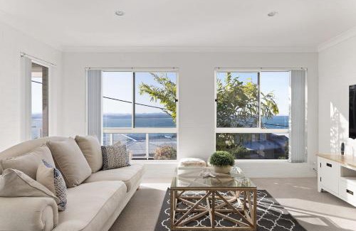 Nelson Bay Casa | Tranquil with Harbour Views