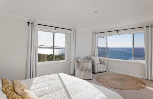 Nelson Bay Casa | Tranquil with Harbour Views
