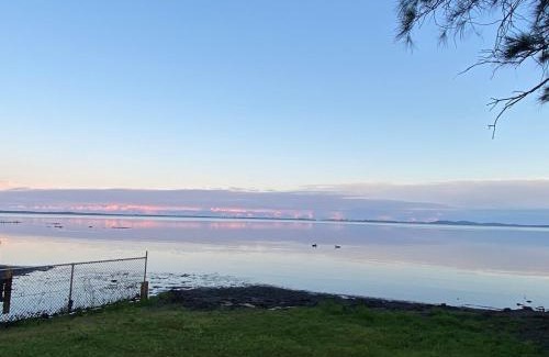 Karraganbah Casa | Tranquility by the Lake