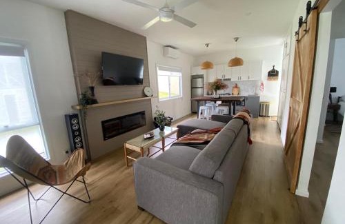 Karraganbah Casa | Tranquility by the Lake
