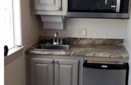 Pettus Casa | Tranquility Hill Bunk House