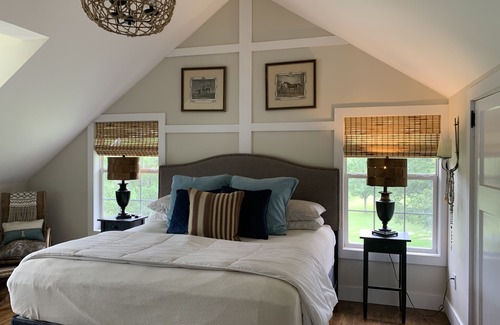 North Casa | Tranquility on the Water! Renovated Modern Farmhouse on Private Cove on N. River