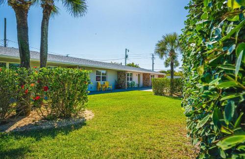 Melbourne Beach Apartamento | Tranquility Pelican Suite - Oceanfront Paradise!
