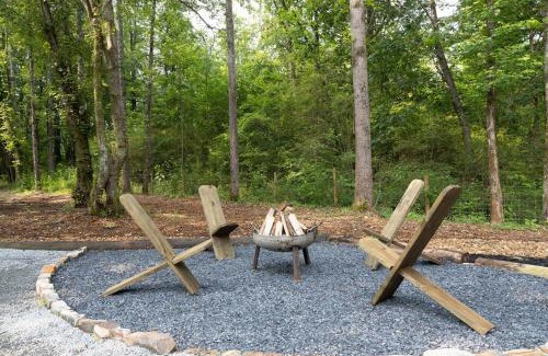 Buford Apartamento | Tranquility Pond Cottage, Relax, Fish and Unwind
