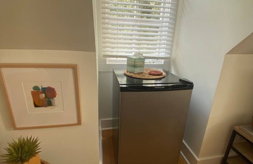 Old Irving Park Apartamento | Tranquility Retreat - Serene Setting