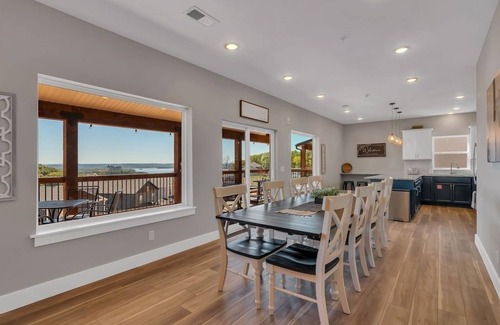 Table Rock Casa | Tranquility Shores 9 Bedroom Home by RedAwning