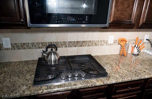 Fairburn Casa | Tranquility with comfort in mind. W Fire-pit & pool table. Proximity to airport