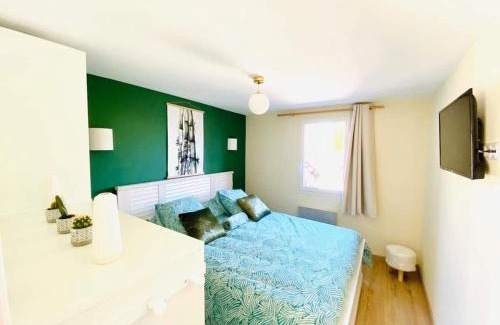 Villy-sur-Yeres Casa | tranquillité- jardin- WIFI- gite Père Louis