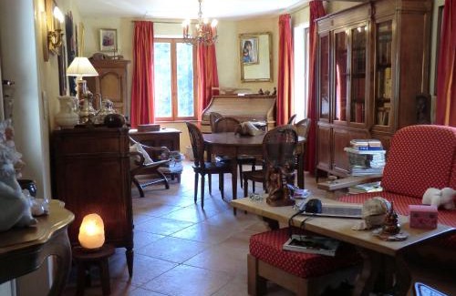 Saint-Privat-de-Vallongue Cama Y Desayuno | Transgardon B&B en Cévennes