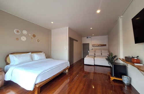 Bang Phra Hotel | Trat Hometown
