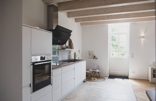 Upleward Apartamento | Traumhafte Fewo mit Terrasse im Historischen Hof - Gulfhof Boomgaarden